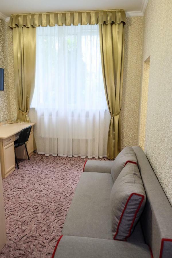 Оздоровчий Комплекс Гайки Заїзд Провулок Сухий Яр 12 Hotel Житомир Екстериор снимка