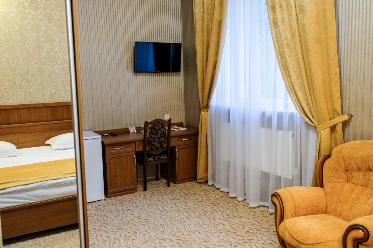 Оздоровчий Комплекс Гайки Заїзд Провулок Сухий Яр 12 Hotel Житомир Екстериор снимка