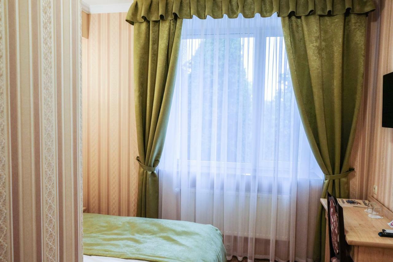 Оздоровчий Комплекс Гайки Заїзд Провулок Сухий Яр 12 Hotel Житомир Екстериор снимка