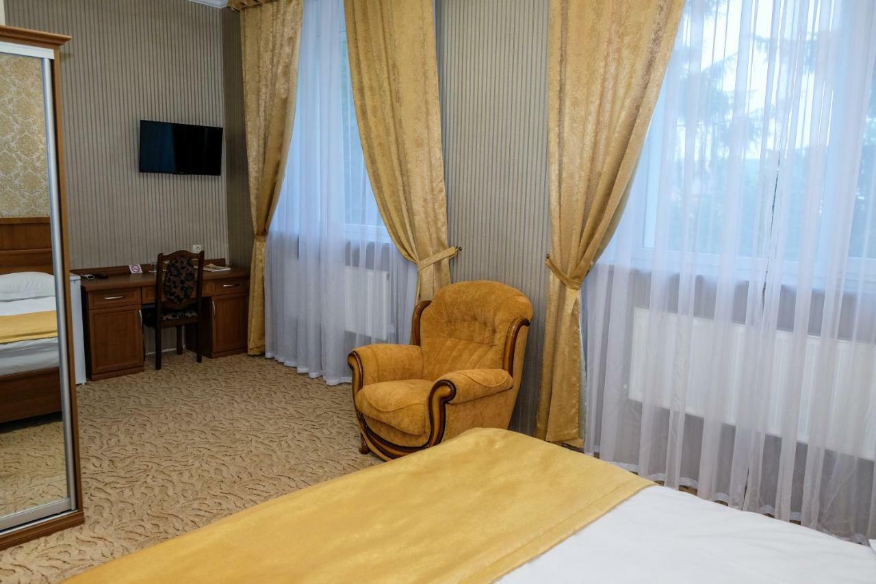 Оздоровчий Комплекс Гайки Заїзд Провулок Сухий Яр 12 Hotel Житомир Екстериор снимка